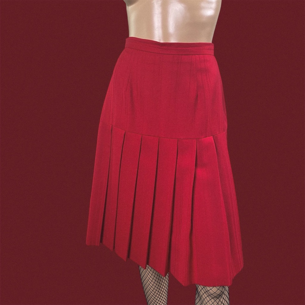 3/$25 Cherry red vintage high waisted pleated midi skirt